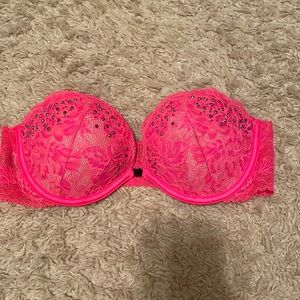 34B Victoria secret bra
